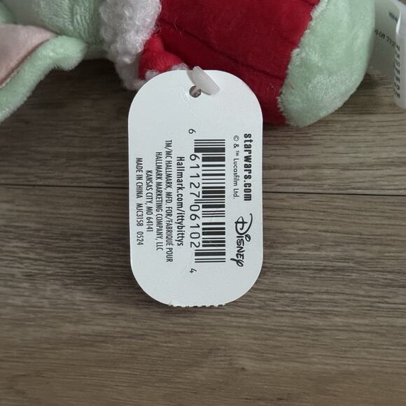 Hallmark Plush Star Wars Mandalorian Grogu ittybittys Baby Yoda Christmas 6" - Picture 8 of 8